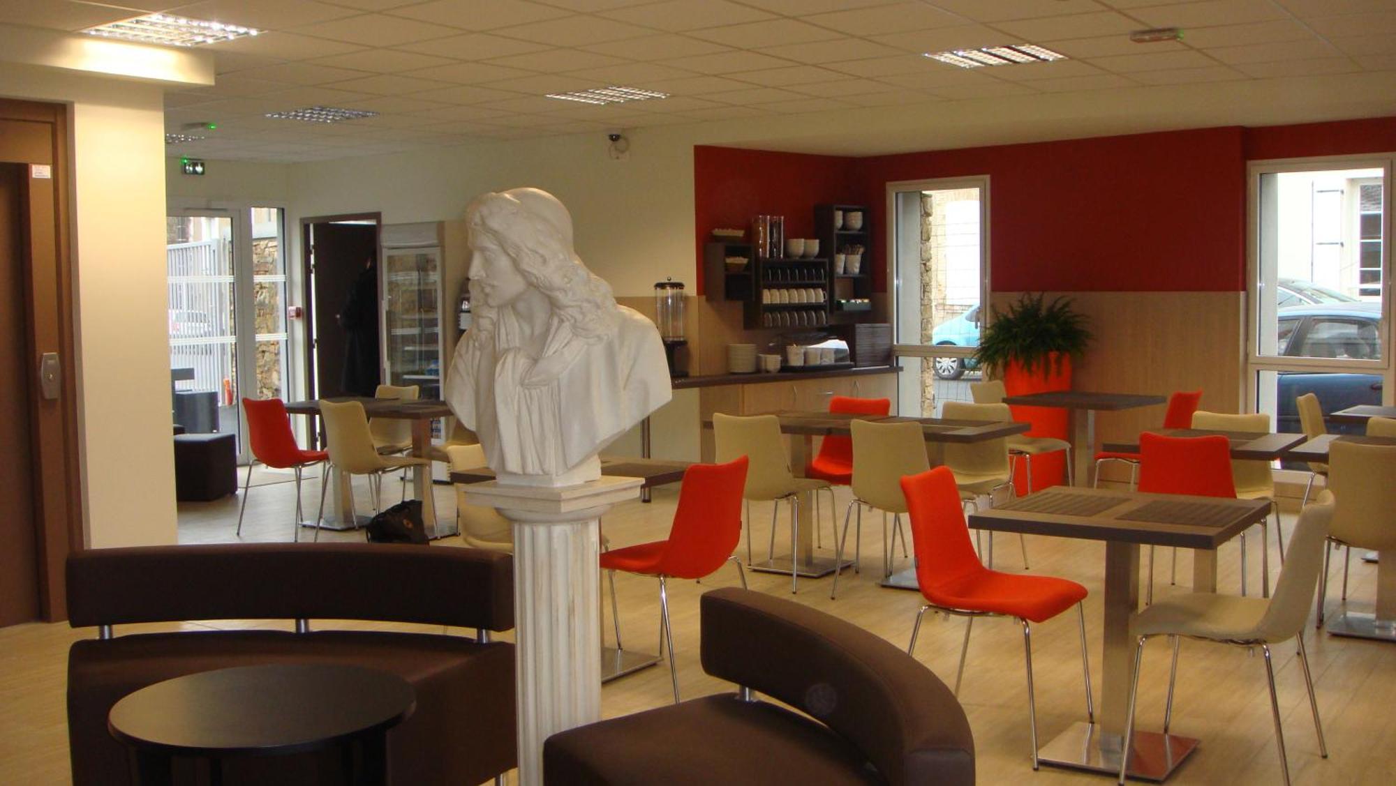 The Originals Access, Hotel Cholet Gare Dış mekan fotoğraf